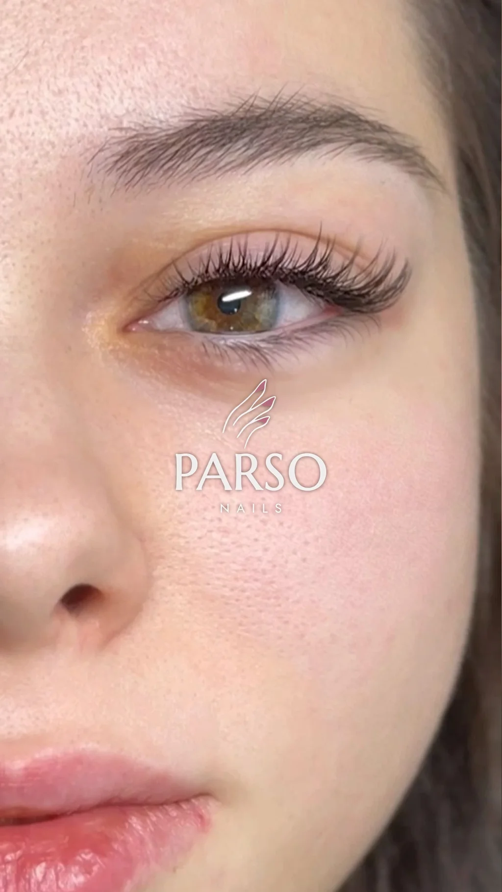 تركيب رموش كلاسيك